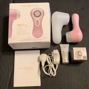 New Clarisonic Mia2 w/ twin-pack brush head